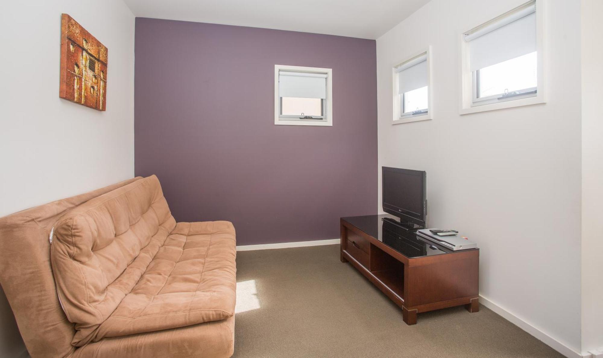 Quarterdecks Retreat Villa Urangan Room photo